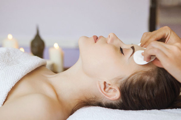 Get your relaxing facial, using professional skin care ranges, at Rejuvi in Vredenburg today!