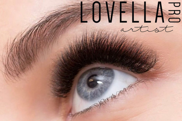 Get your custom-selected Vogue Lash Extensions from Rejuvi on the West Coast now!